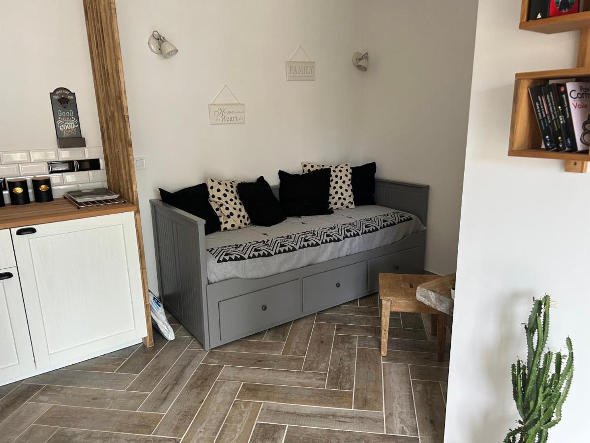Charmant Studio Dans Villa - Jardin Privatif . La Seyne-sur-Mer Exterior foto